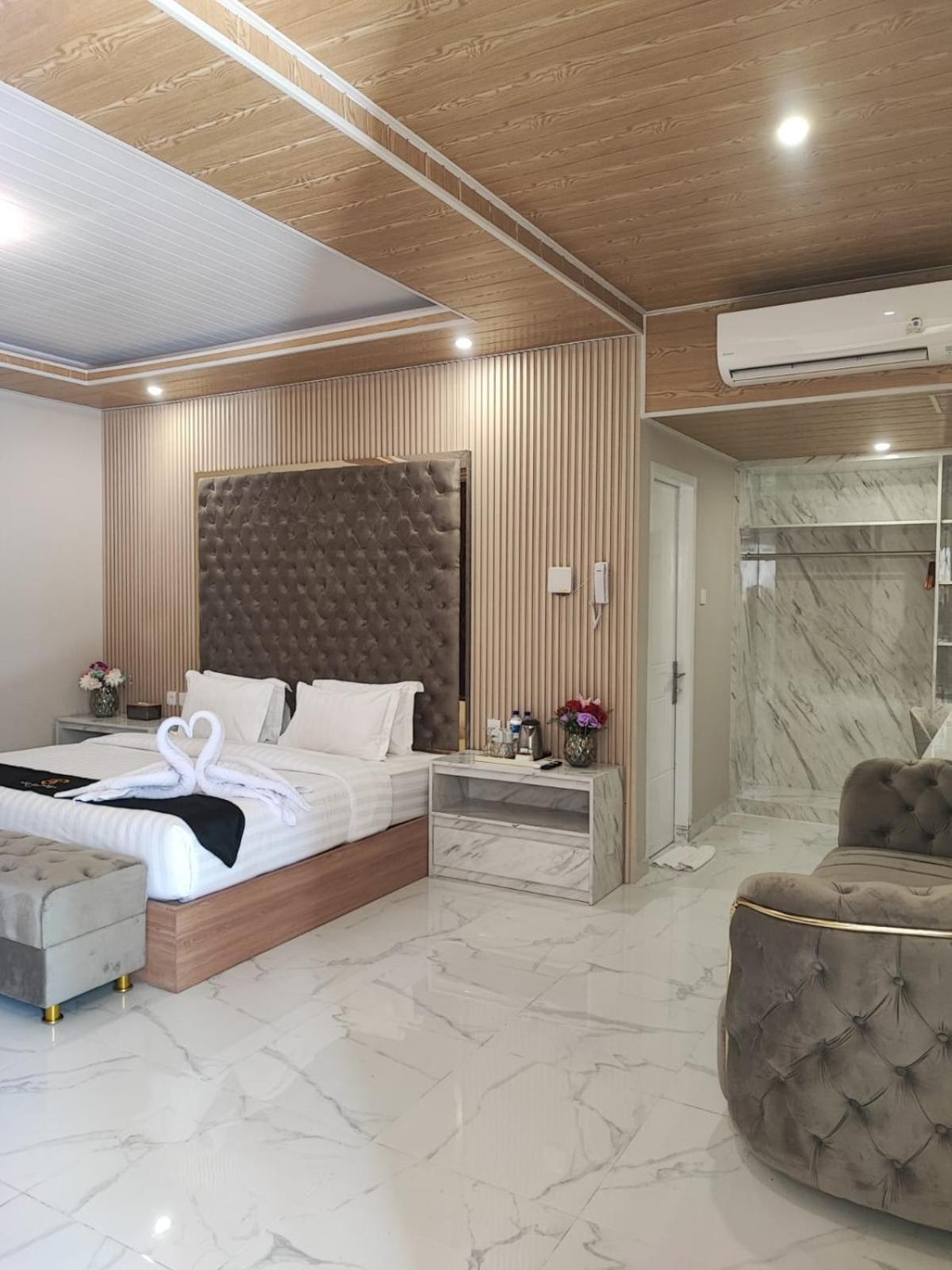 Nio Garden Hotel Sumbawa Bagian luar foto
