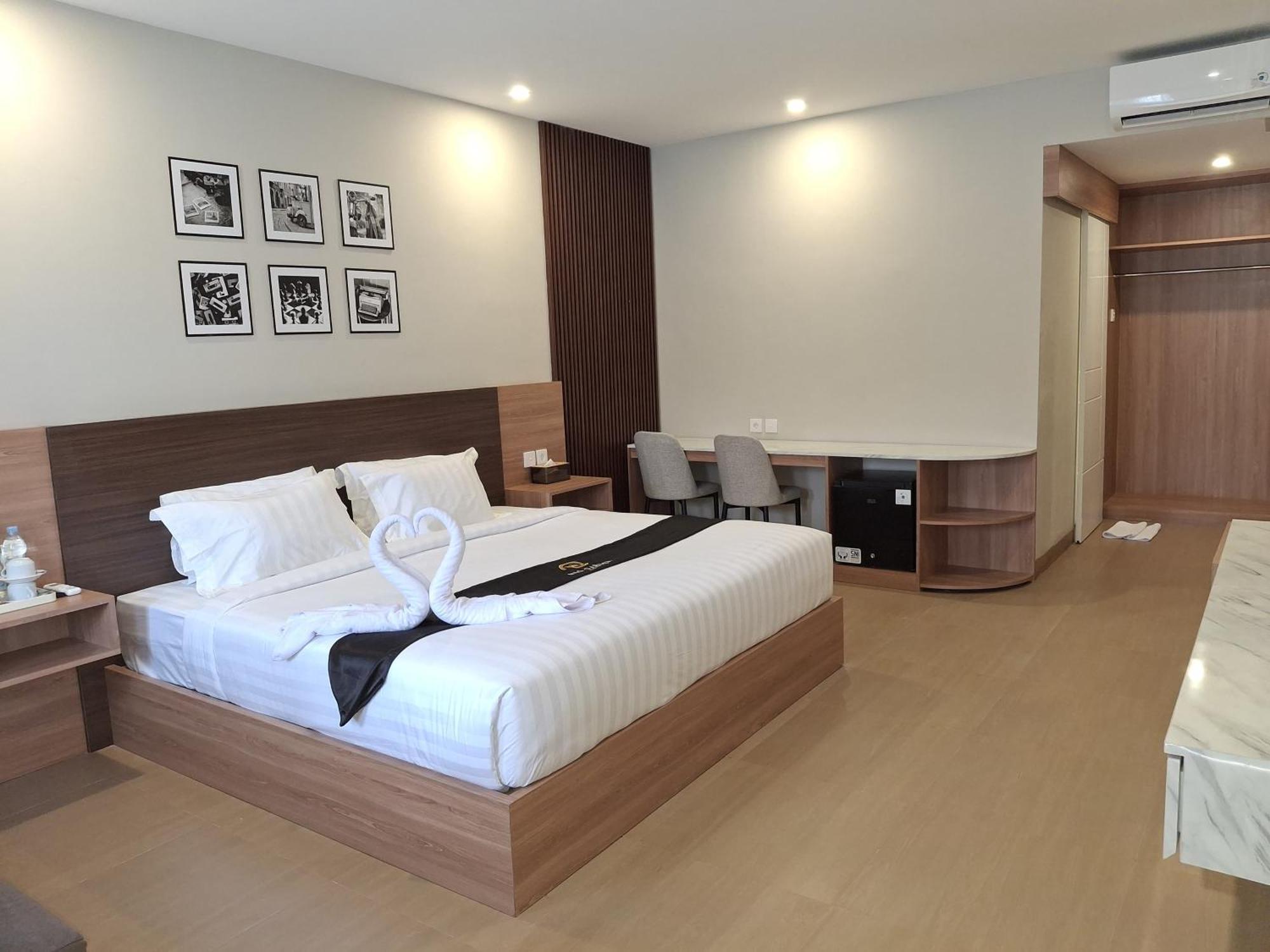 Nio Garden Hotel Sumbawa Bagian luar foto